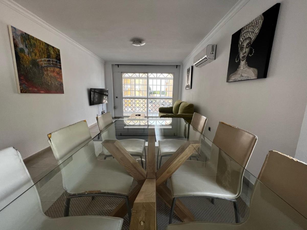 Premium Malaga Residence With Free Parking ภายนอก รูปภาพ