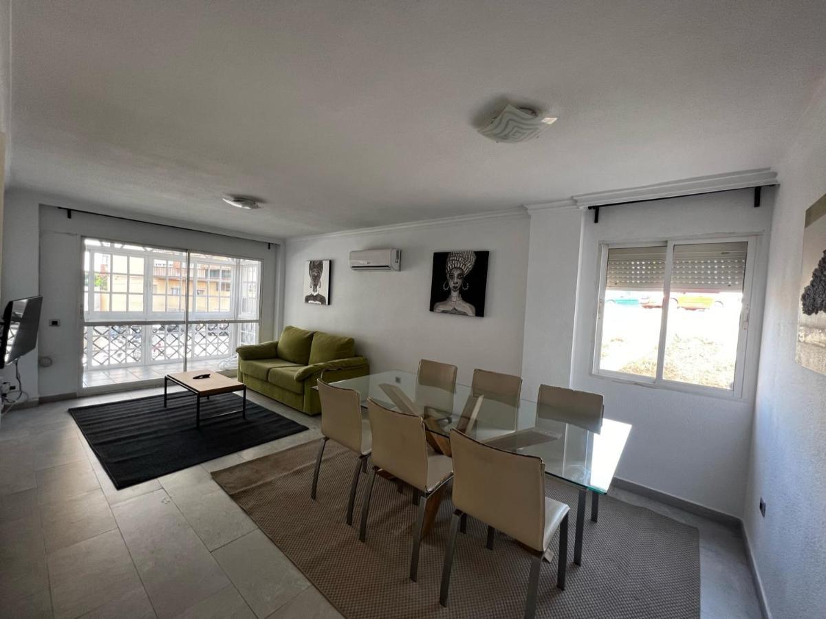 Premium Malaga Residence With Free Parking ภายนอก รูปภาพ