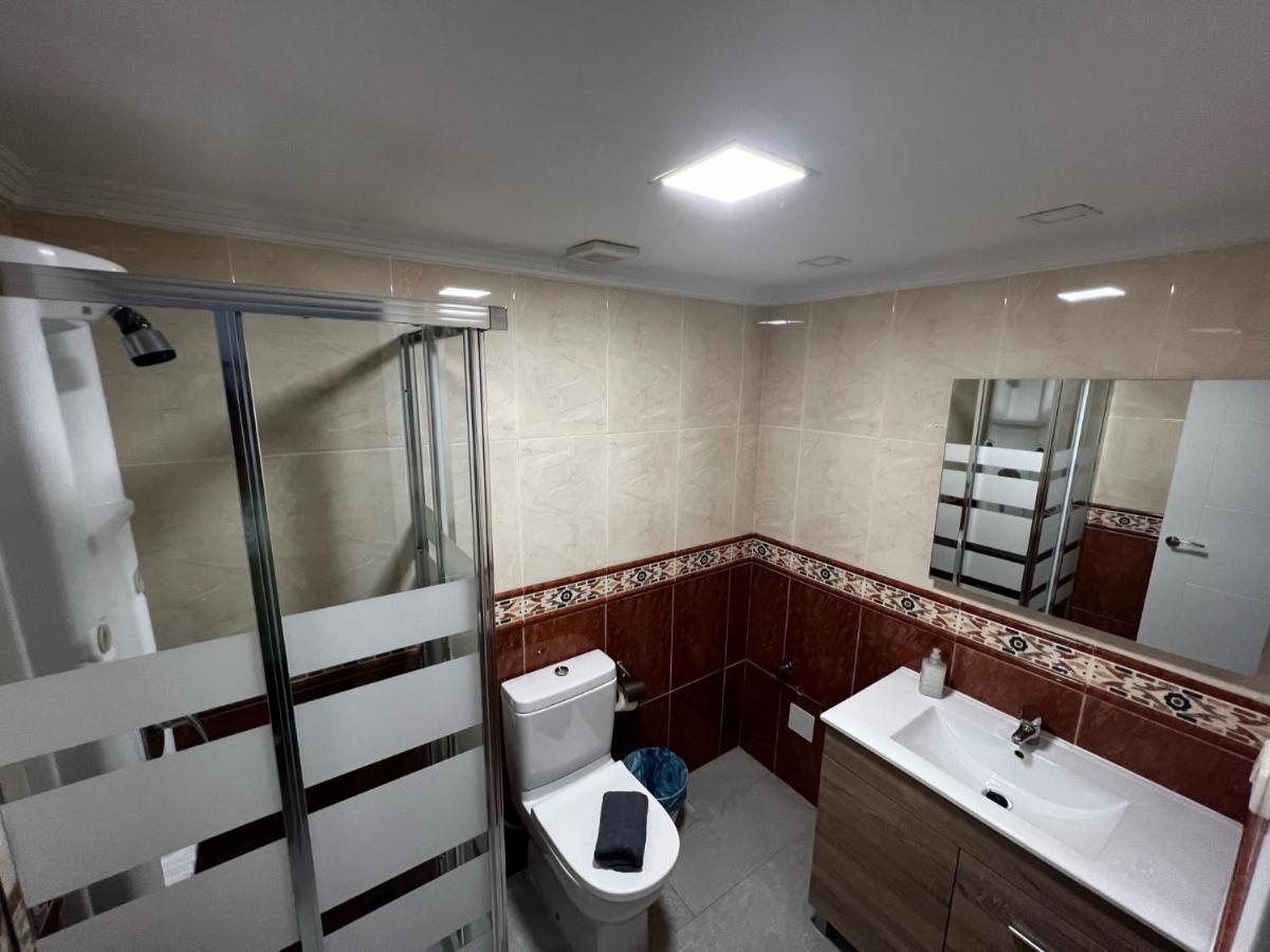 Premium Malaga Residence With Free Parking ภายนอก รูปภาพ